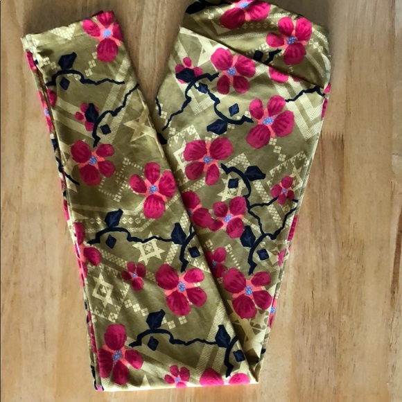 LuLaRoe TC Leggings-Floral Aztec - Picture 1 of 2